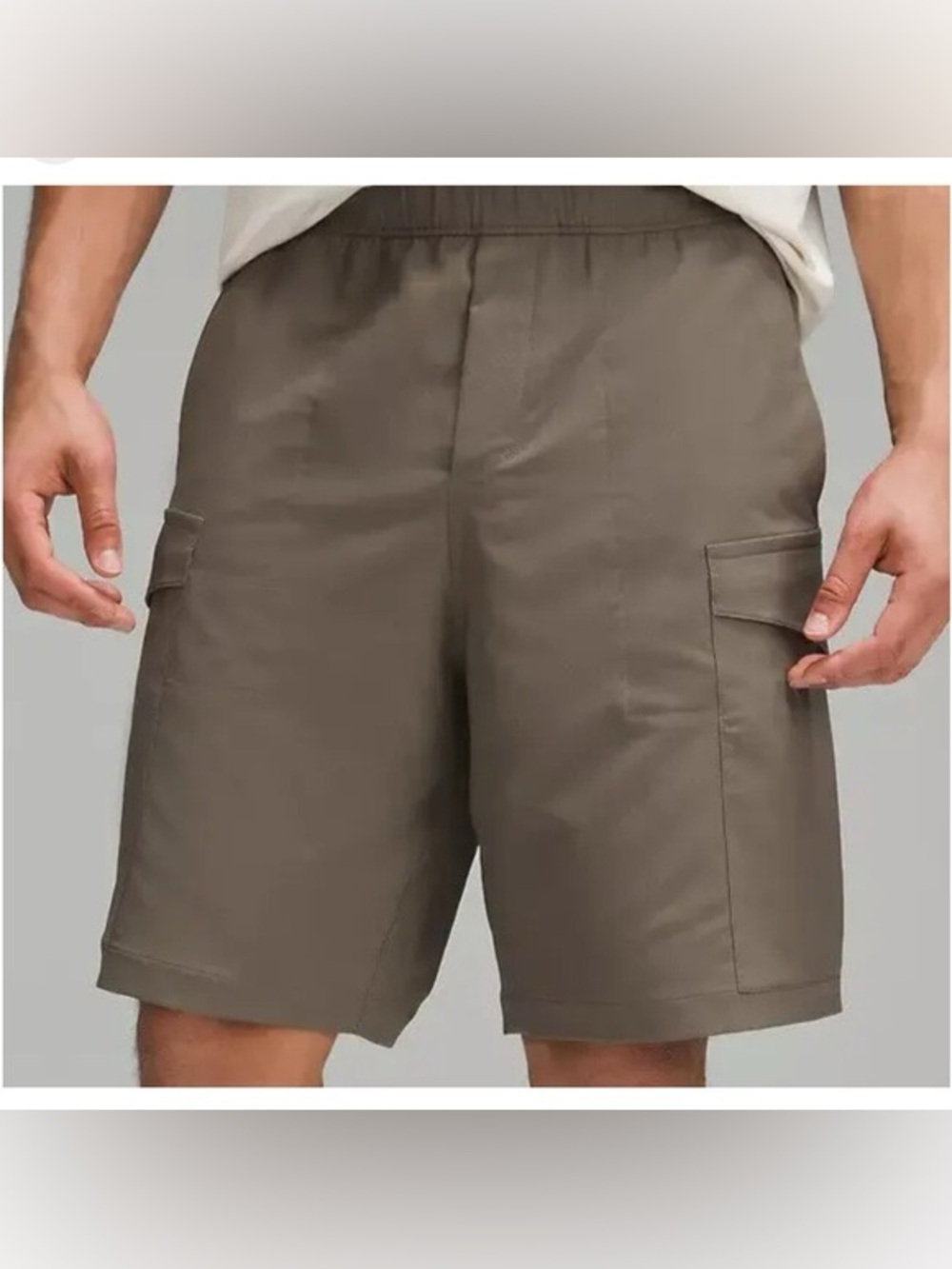 Lululemon Cargo Pocket Short 10” in Nomad, sz XL NWT